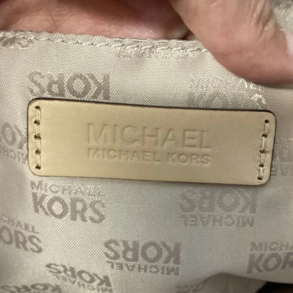 MICHAEL KORS, LARGE NAVY BLUE PEBBLED LEATHER SHOULDER BAG